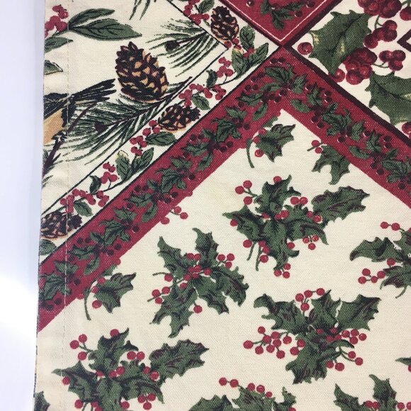 April Cornell 13 x 67 Christmas Table Runner Holly Berries Chickadee 100% Cotton - Picture 12 of 16